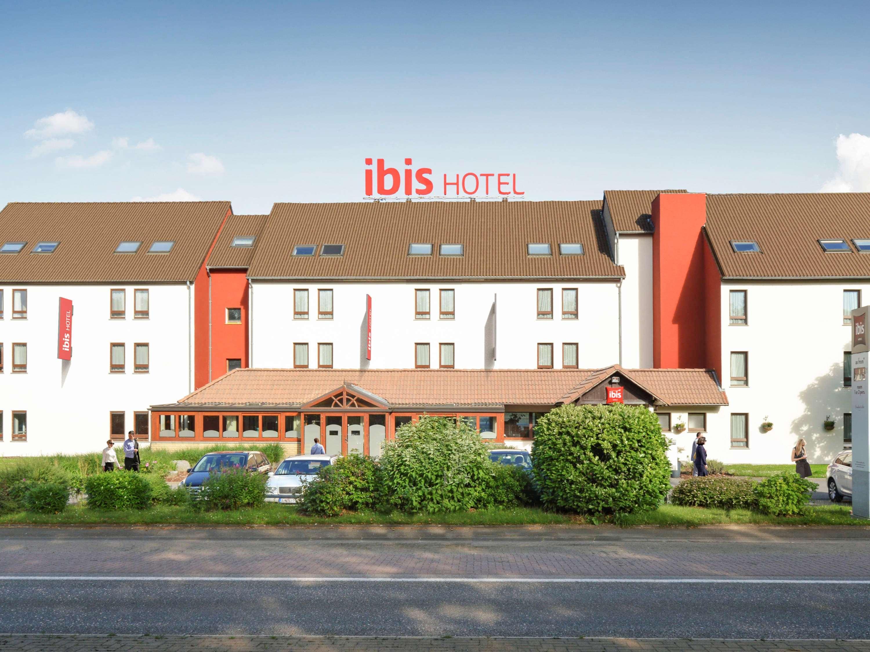 Hotel ibis Charleroi Airport Brussels South à Fleurus Extérieur photo