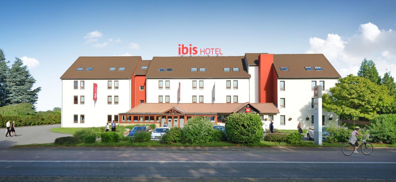 Hotel ibis Charleroi Airport Brussels South à Fleurus Extérieur photo